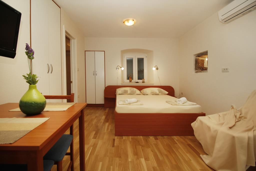Apartments Caralipeo มาคาร์สกา ห้อง รูปภาพ